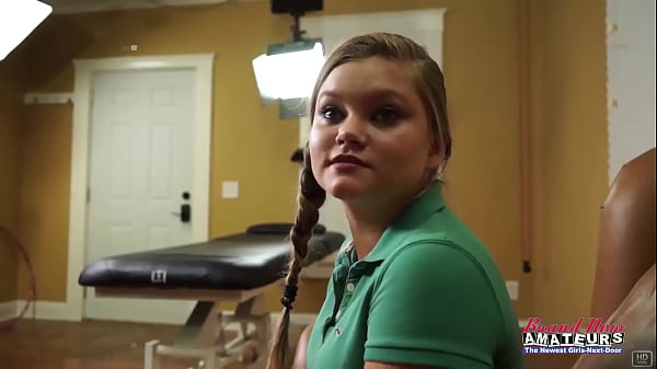 Skinny hotties lauren and pixie pie share a dick to suck and get banged