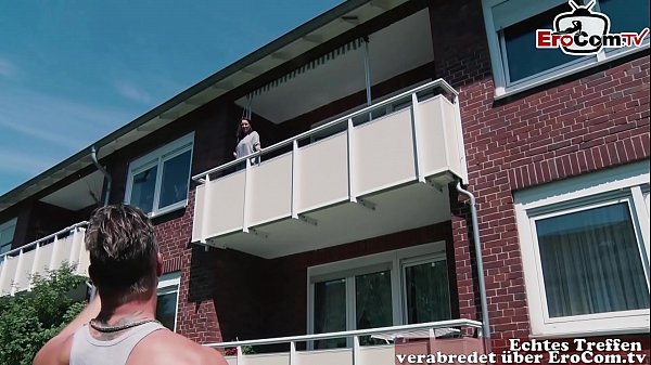 Play MP4 - deutsche h&auml;ssliche milf mit h&auml;ngetitten wird vom nachbarn gefickt