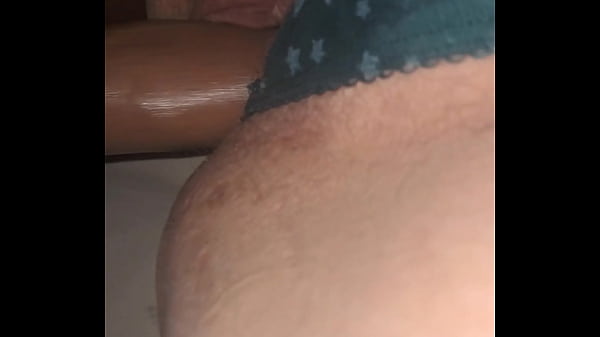 Slut gets her pussy fucked and nutted into 