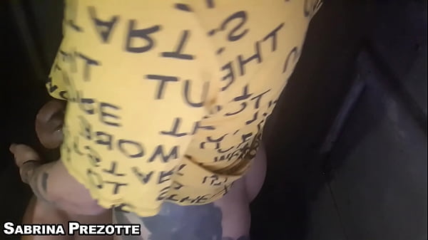 Play MP4 - cliente me pagou para foder ele nas cabines do centro de S&atilde;o Paulo - Sabrina Prezotte a travesti mais safada do Brasil&period; completo no RED e em meus canais&period;