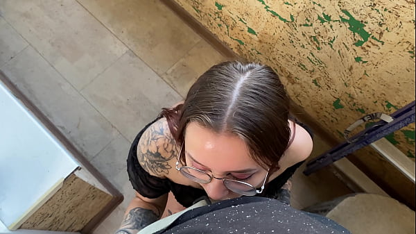 Nonton Pov Dick Sucking On A Balcony thumbnail