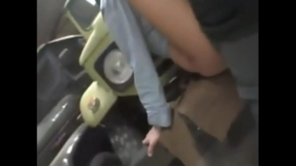 Je la baise sur_son lieude travail