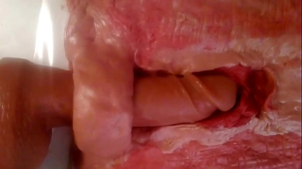 Play MP4 - Animated clay motion movie of really close up fucking&comma; internal anal fucking video showing what really happens to your insides when a large cock fucks your ass with every detail shown and large creamy cum shot