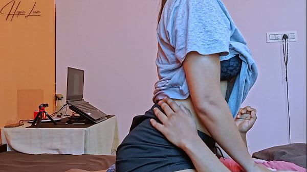 Hot Asian Teen_Babe Loves Riding Her Stepbrother