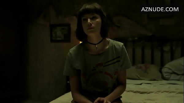 Play MP4 - &Uacute;rsula Corber&oacute; nude in La Casa de Papel