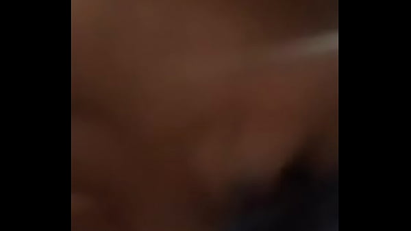 El primo llegando de viaje 