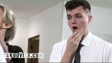 Dee Williams in Buddy System 