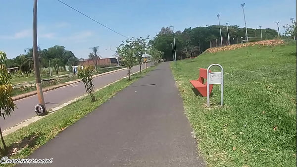 Fui na casa da tia e quando cheguei lá peguei minha p3imgostosa