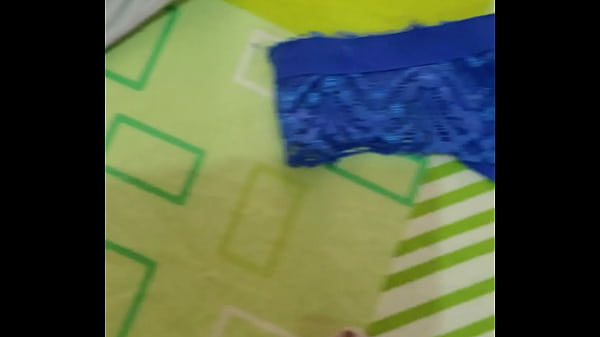 Tangas De Mi Esposa Que Usa Para Salir A Trabajo thumbnail