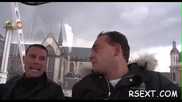 Slim honey gets her sweetbald peach licked with_passion