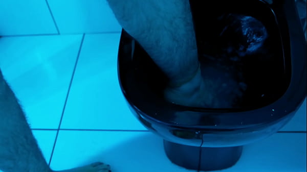 Dirty toes and soles for a snack