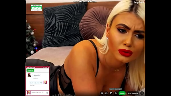 Nonton Blonde Babe Moan For Change thumbnail