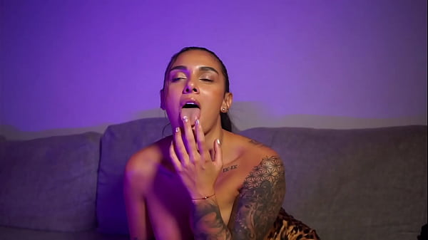 Daniela Jiménez and her delicious_pussy dance session