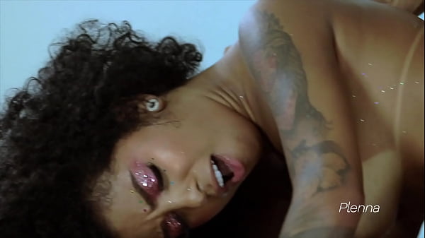 Dar O Cu Sem Compromisso No Carnaval &eacute; O Que Eu Mais Gosto E O Neg&atilde;o Colocou At&eacute; O Talo thumbnail