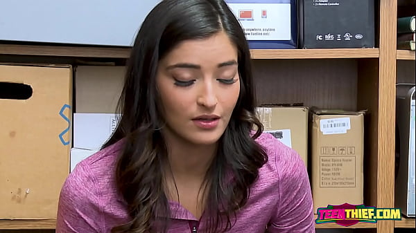 Officer sticks his big cock inside Emily_s hungrypunani