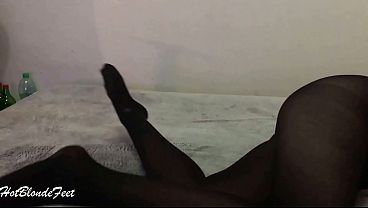 Most Sexy Feet In Nylons thumbnail