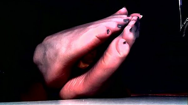 Sheer toes and wrinkled soles 