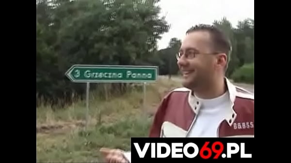 Play MP4 - Polskie porno - &lpar;Nie&rpar; grzeczna panna wydymana