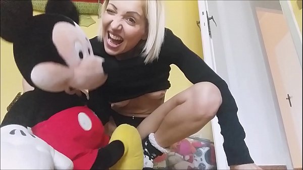 my little has to be_in heat ... I jerk it_off with my stockings