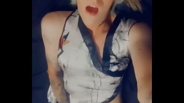 Sexy Babe Ready To Be Pounded thumbnail