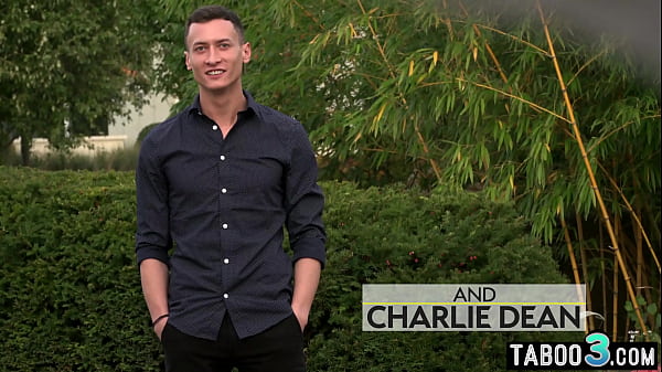 Play MP4 - Skinny brunette Romanian Nelly Kent orders her employee to anal fuck her