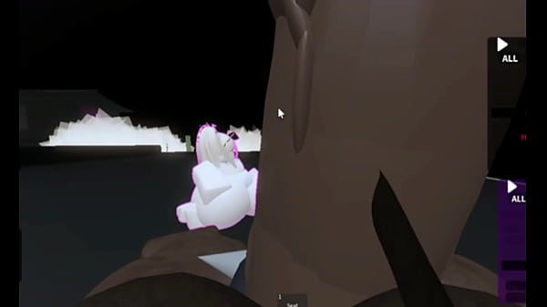 Masturbo mi enorme bbc para la novia de mi amigo 