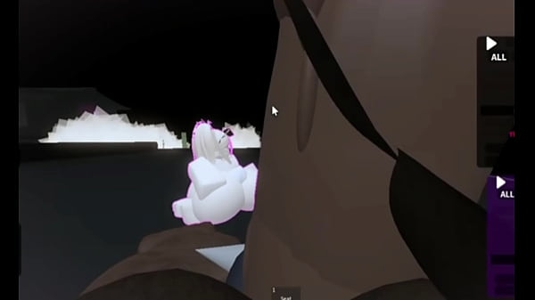 Masturbo mi enorme BBC para la novia de mi amigo 