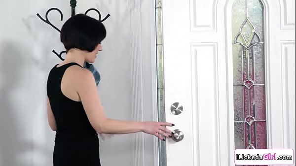 Lesbian milf pussy licking her assistant