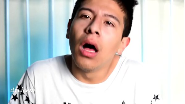 Wet And Addictive Lips thumbnail