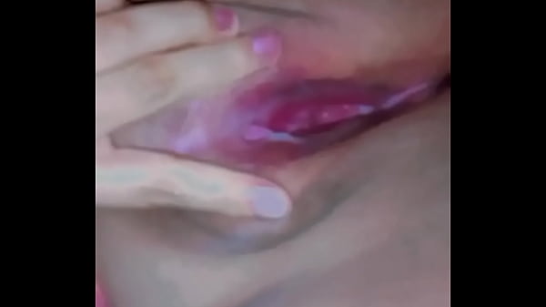 Si llega a 20️ subo un v&iacute;deo m&aacute;s largo con el plug de zorrito y metiendome el dildo