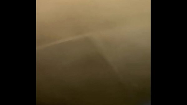 Play MP4 - il me suit au toilette d'un bar&comma; me pisse dessus&comma; me baise et &eacute;jacule dans ma petite chatte