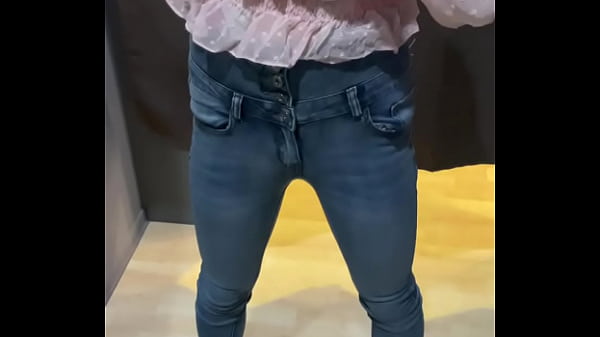 Nonton Pipi thumbnail