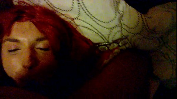 Play MP4 - princess chloe winking for