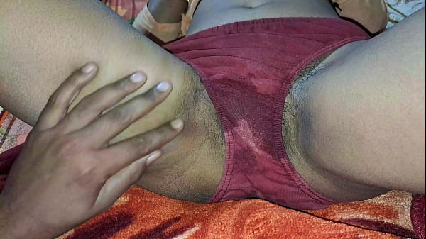 Play MP4 - Besharam Bhabhi Ne Devar Se Liya Apni Pyas Ka Mazaa