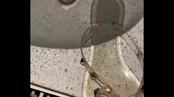 Play MP4 - Cum on Clear flip flop