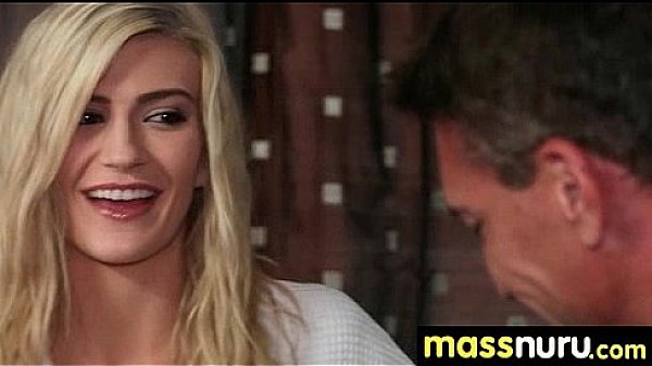 Sexy body gets a happy ending massage 11 