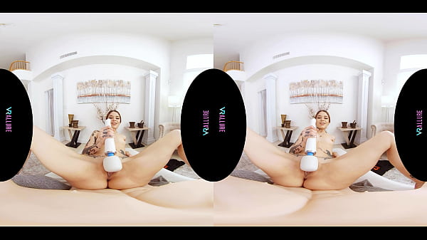 Play MP4 - VRALLURE Make-Up with Vanessa