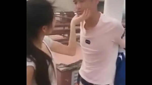 Nonton 中国上海现场直播秀 thumbnail