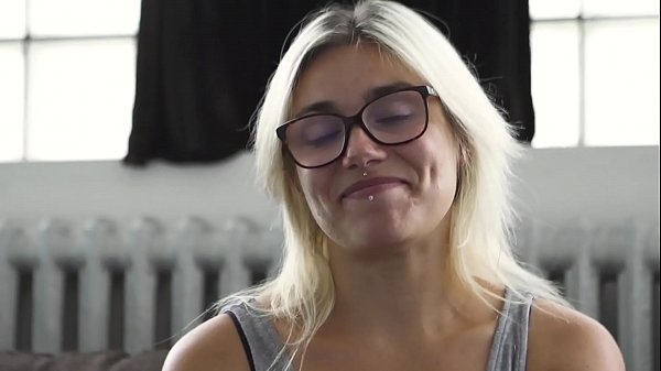 Amateur euro pawg babe gaby gets hardcore fucked on casting by muscle guy