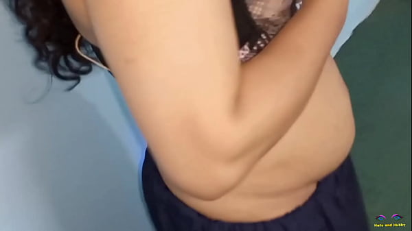 Indian erotic_hot maid caught when cleaning room while dancing nackedhomemade