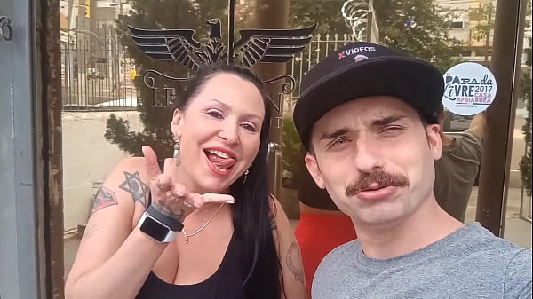 Nonton Putaria Gostosa Na L&ecirc; Jardin Em Porto Alegre O Pau Do Saymon E Buceta Gostosa Da Dinni thumbnail