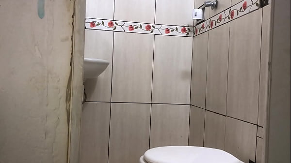 Nonton Inteada Comi O Cu No Banheiro De Madrugada thumbnail