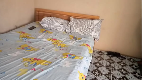 Play MP4 - Hot Hijab Milf Play With Herself While Her Boyfriend is Filming Her