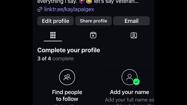 I&rsquo;m so confused someone please help i&rsquo;m not &ldquo;locked out&rdquo; but i can&rsquo;t see my grid or post anything 
