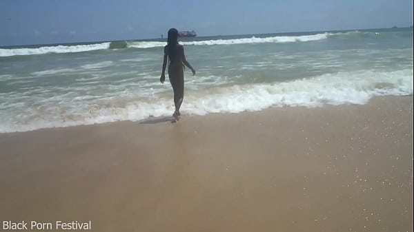 Nonton At The Beach With A Skinny Tribe Slut thumbnail