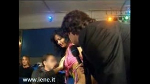 Funny Perchè agli italiani nonfrega niente delle elezioni Gessica Massaro