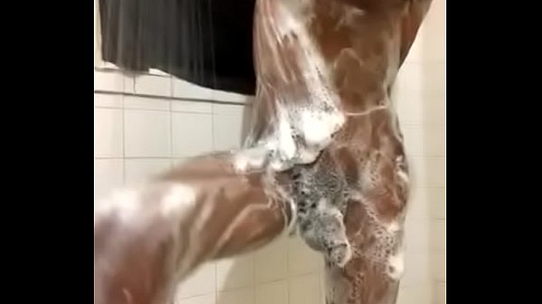 Play MP4 - Shower time