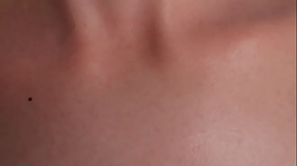 Nonton Christina By Yeloly: Soft Light, Striking Details You Won&rsquo;t Miss thumbnail