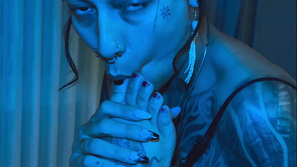 Play MP4 - I Love It When She Lick My Feet