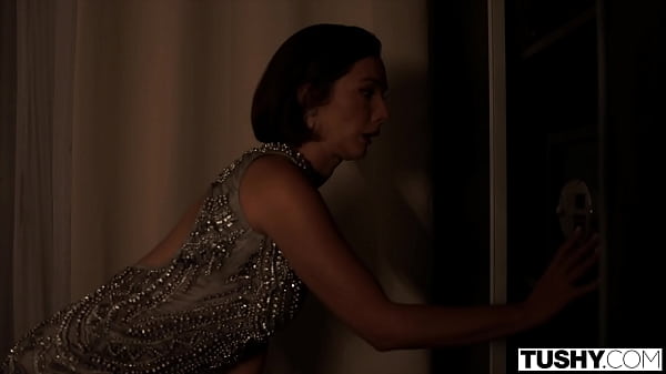 Part three of our sexy four part crime caper get in on phase four of the action on vixen 